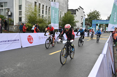 石臺縣隆重舉辦體育賽事活動，點燃全民運動熱潮